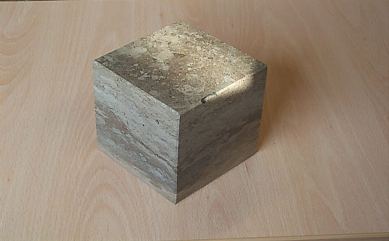 "Polished Cap Cube"