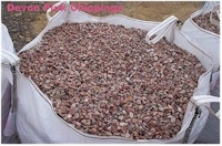 Devon Pink 14 to 20 mm (nominal) Pink Chippings. Ideal for drives, paths garden features, ground cover and decorative use. Click here to view larger image and use back button on browser to return to this page